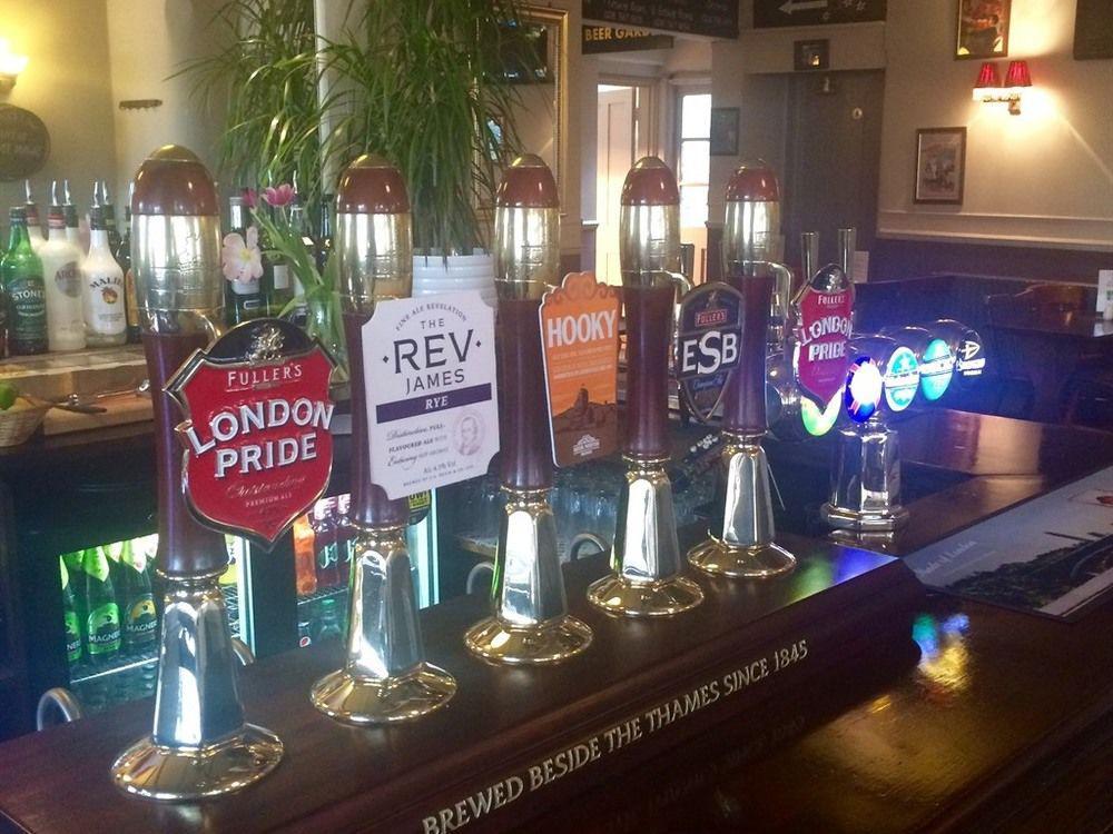 The Swan Pub Inn Isleworth
